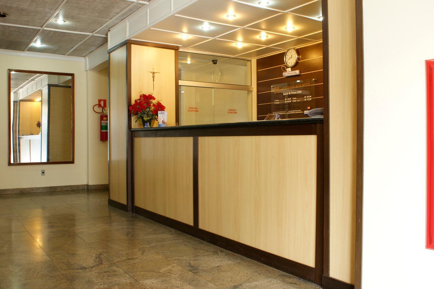 Antico Plaza Hotel 陶巴特 外观 照片